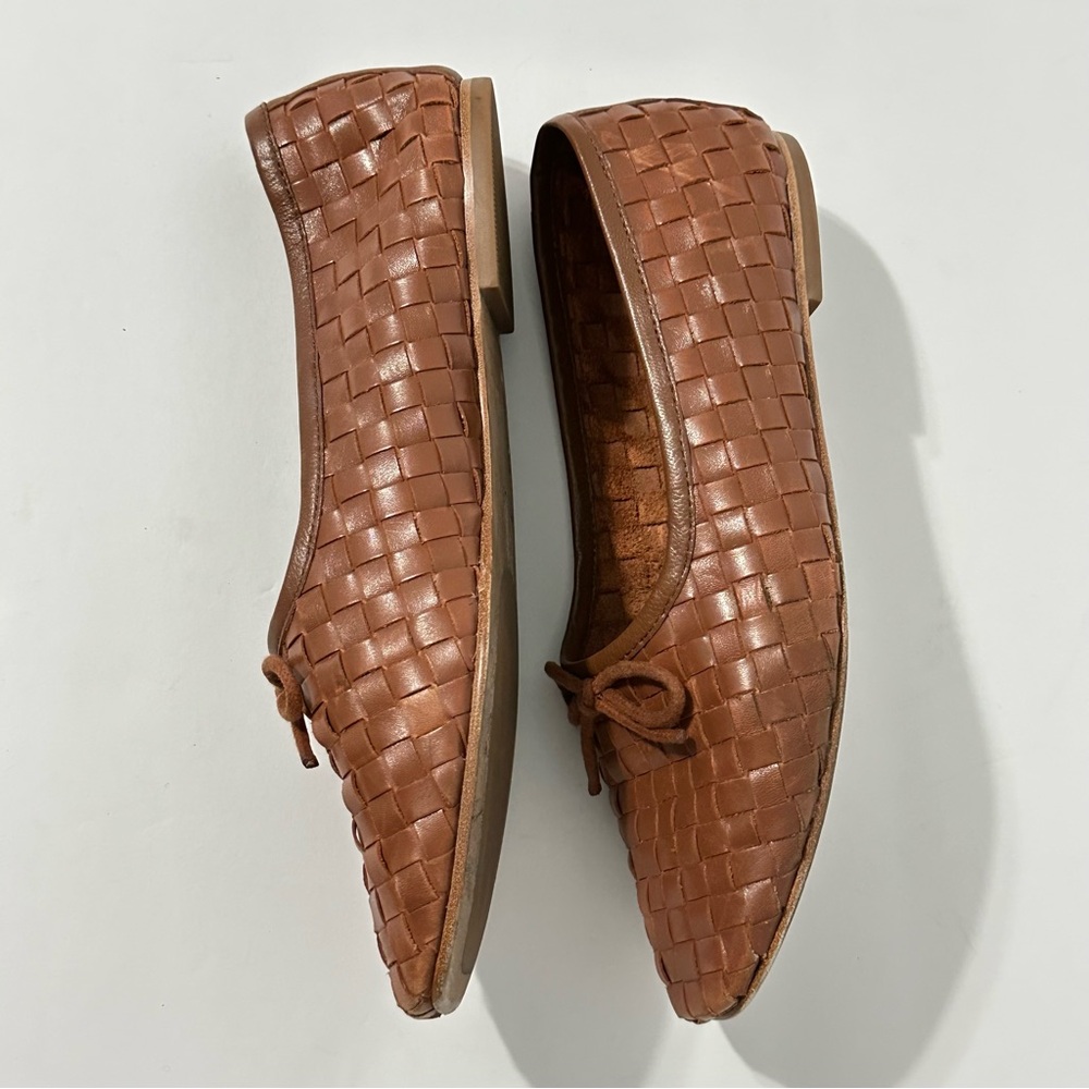 Quince Italian Leather
Handwoven Square Toe Ballet
Flat Brown Size 6 Boho Casual - Picture 5 of 9